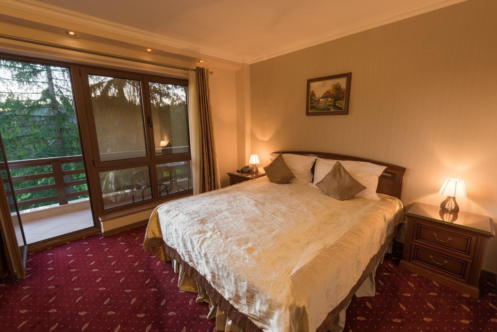 Edelweiss Poiana Hotels بويانا براسوف الغرفة الصورة